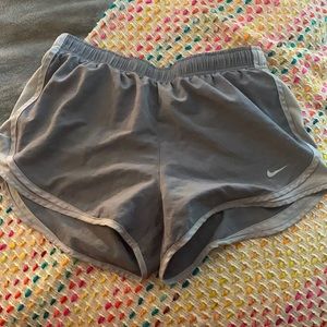 grey nike shorts